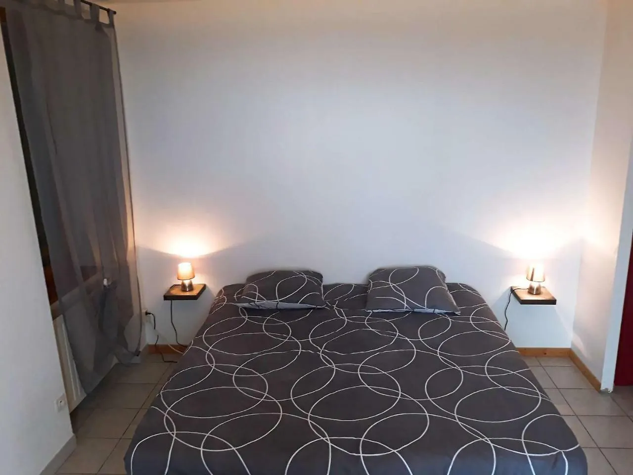 Le Cabistou Bed & Breakfast Devesset